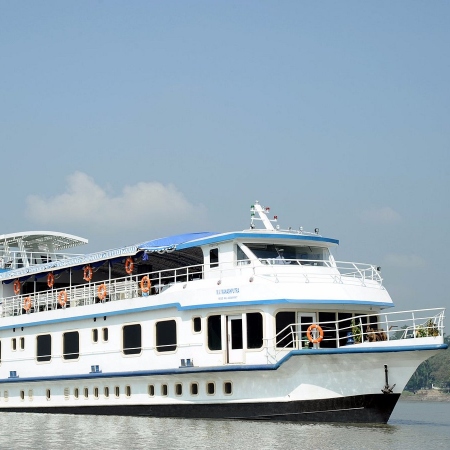 the cruise vessel_assam_by_castleand_king